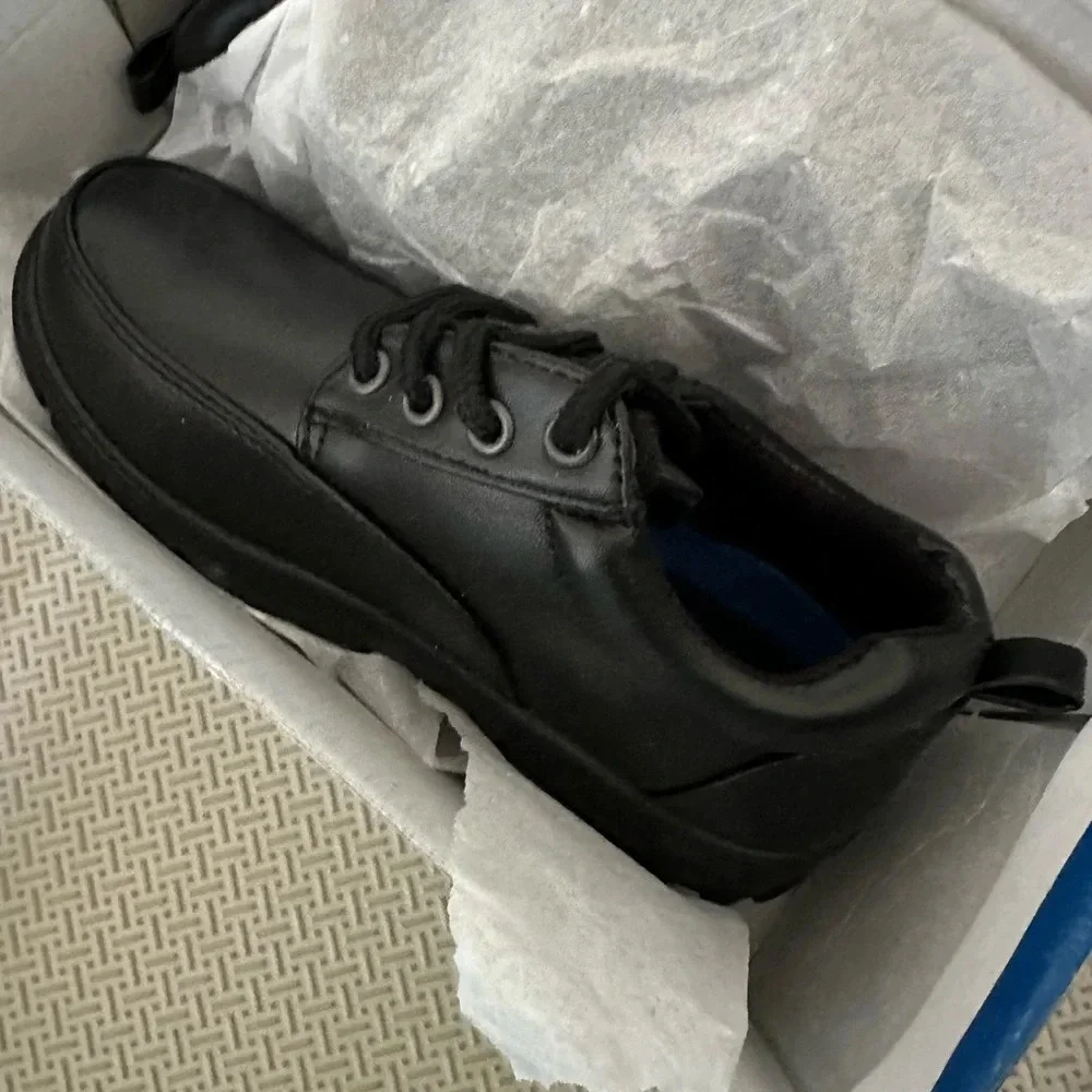 New in Box - Boys Black Dress Shoes Josmo size 12
